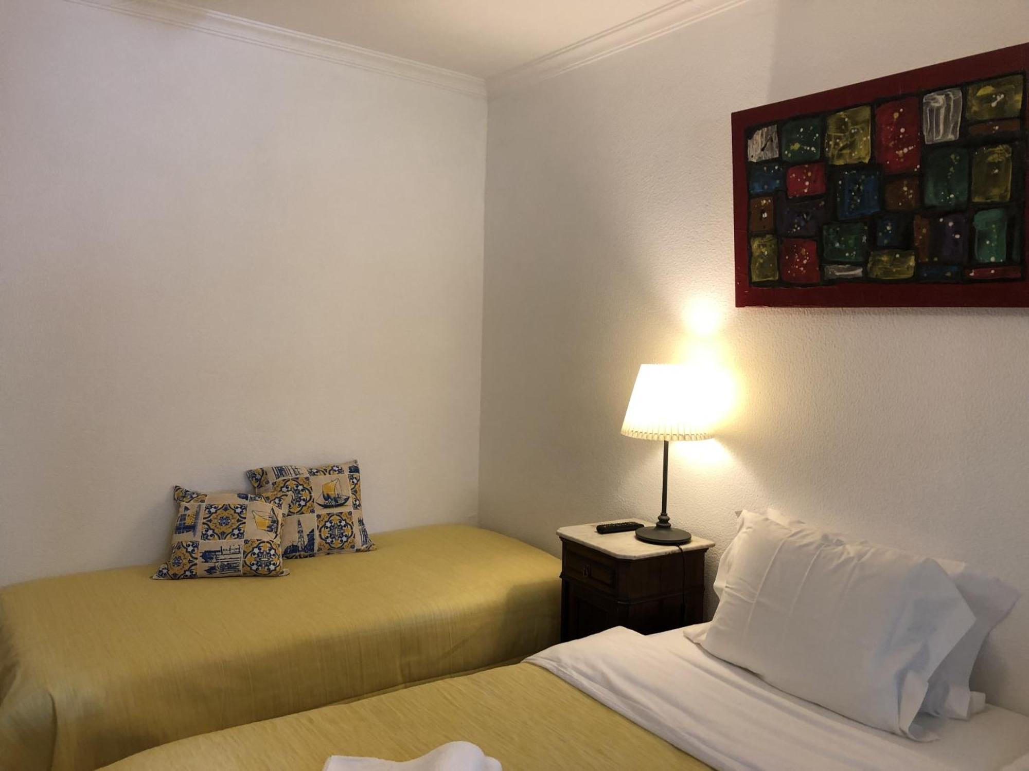 Manelisa Cascais Bed & Breakfast Cameră foto